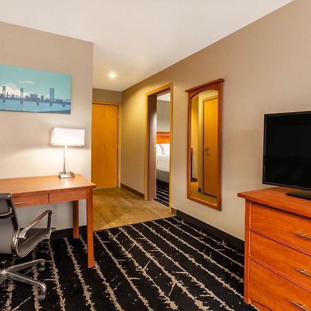 La Quinta By Wyndham Vancouver Eksteriør billede