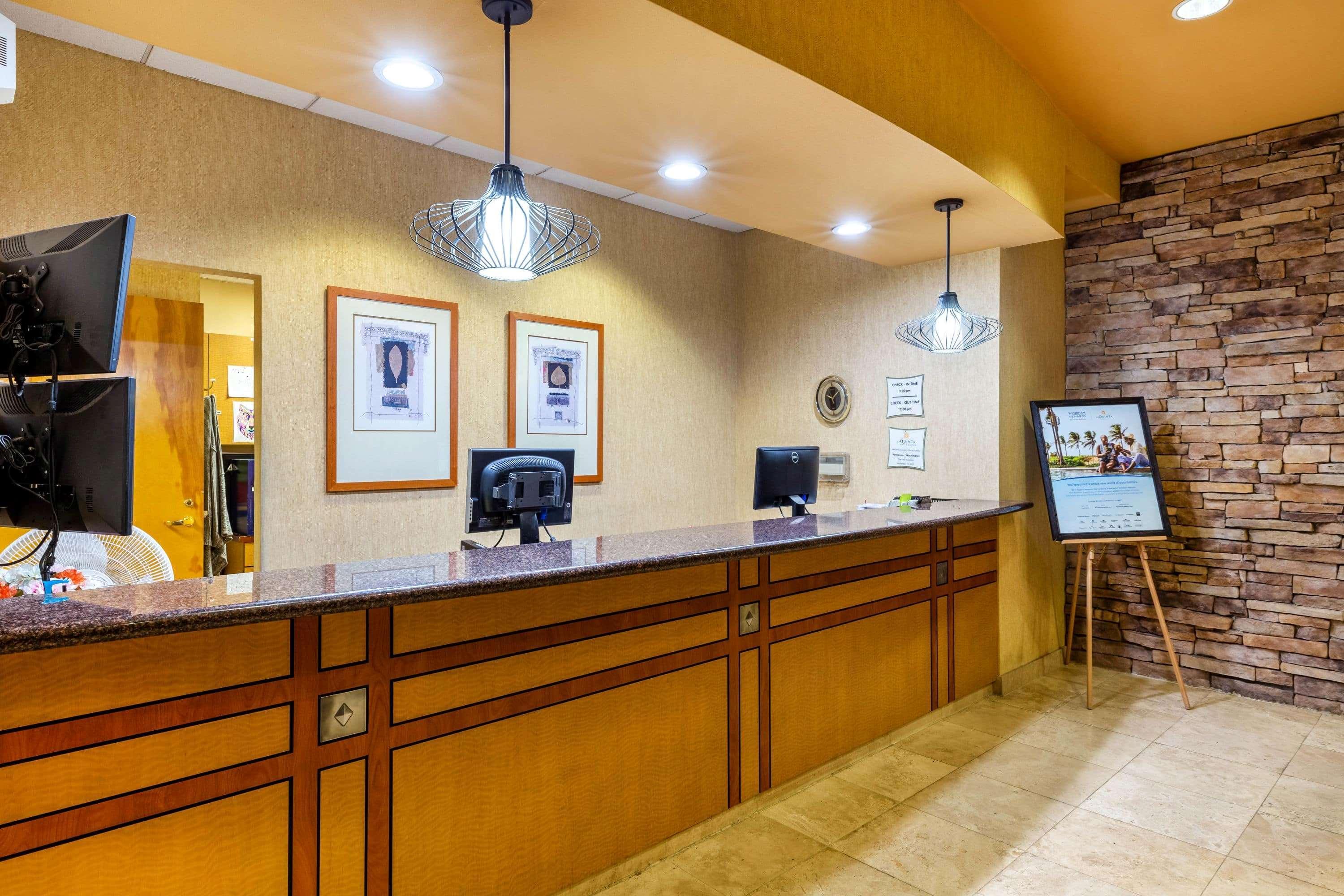 La Quinta By Wyndham Vancouver Eksteriør billede